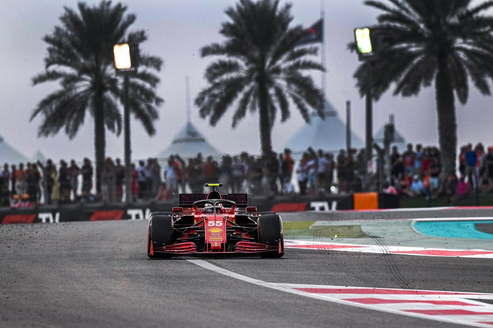 Carlos Sainz GP Abu  Dhabi