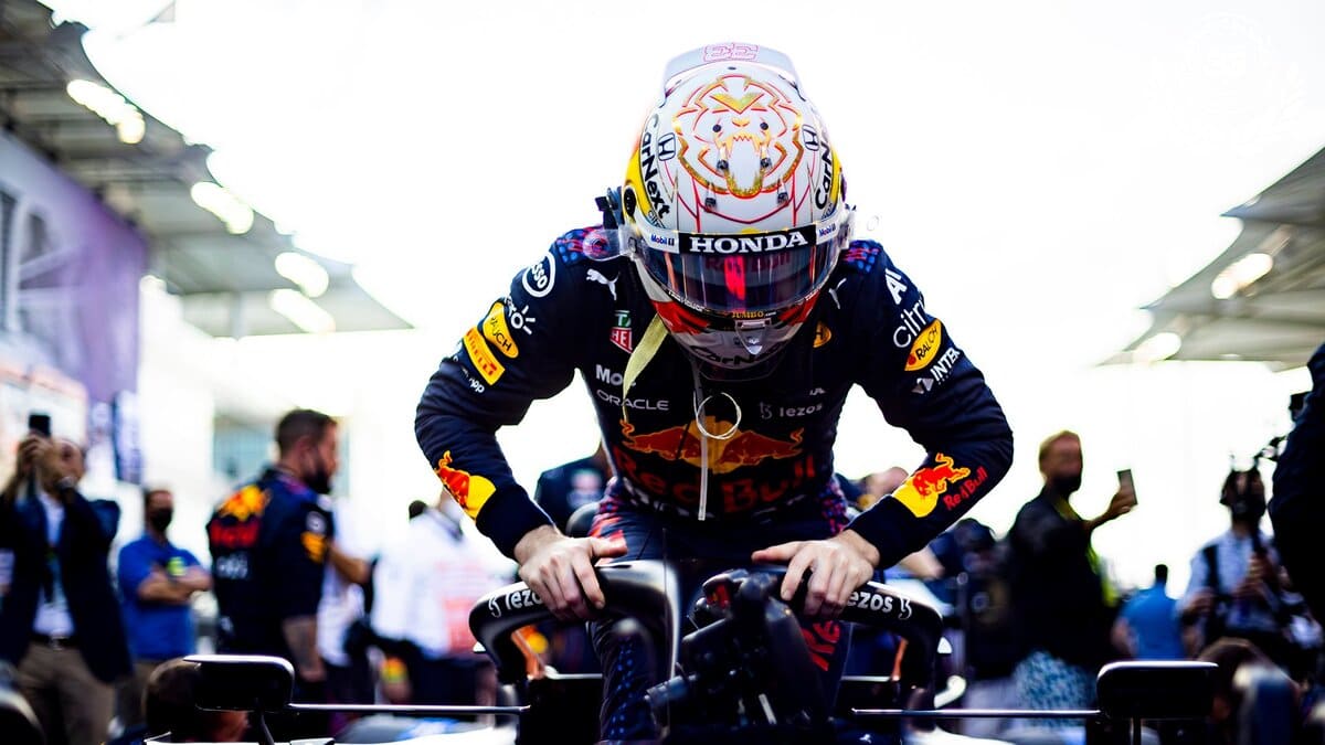 penalty points verstappen squalifica