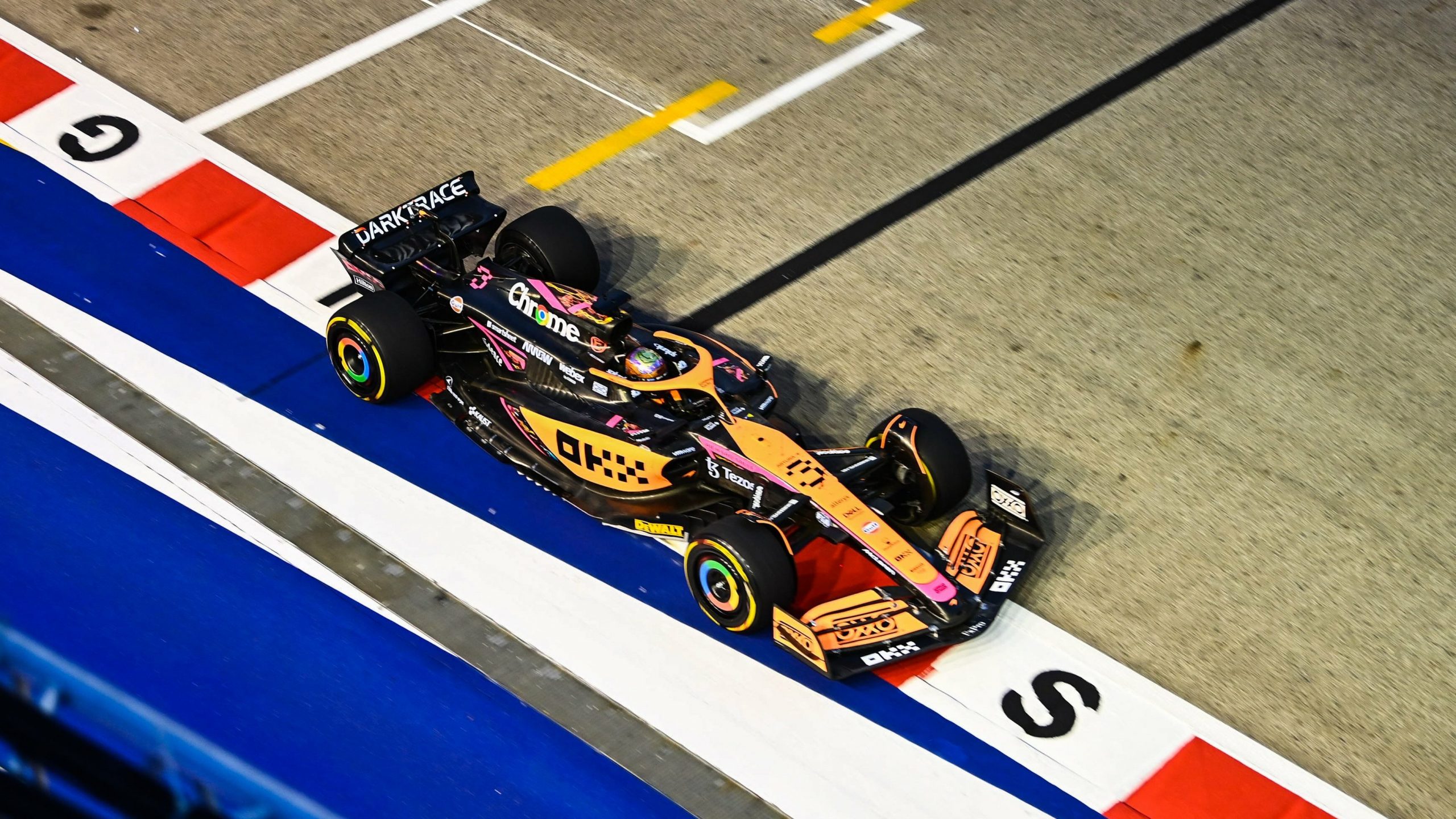 Ricciardo Mercedes Marina Bay