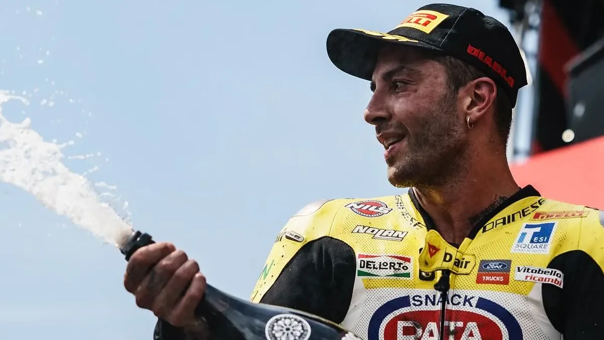 Andrea Iannone SBK Team GoEleven Ducati